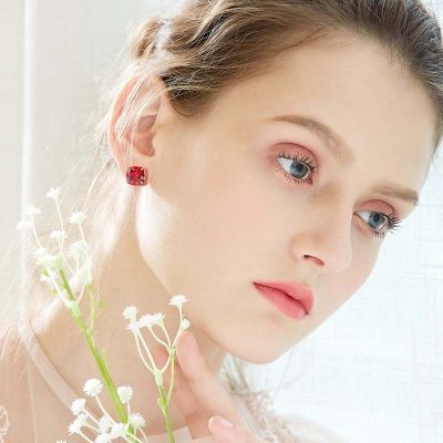 Gold Plated Rode Swarovski Oorbellen