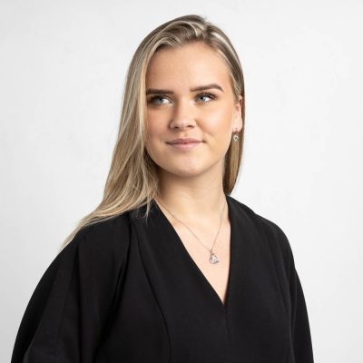 Zilverkleurige Hartjes ketting met zirkonia