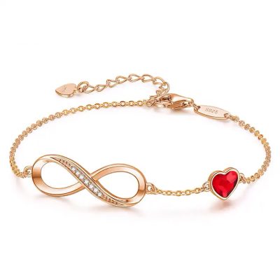 Gold Plated Swarovski Infinity Armband met Hartje